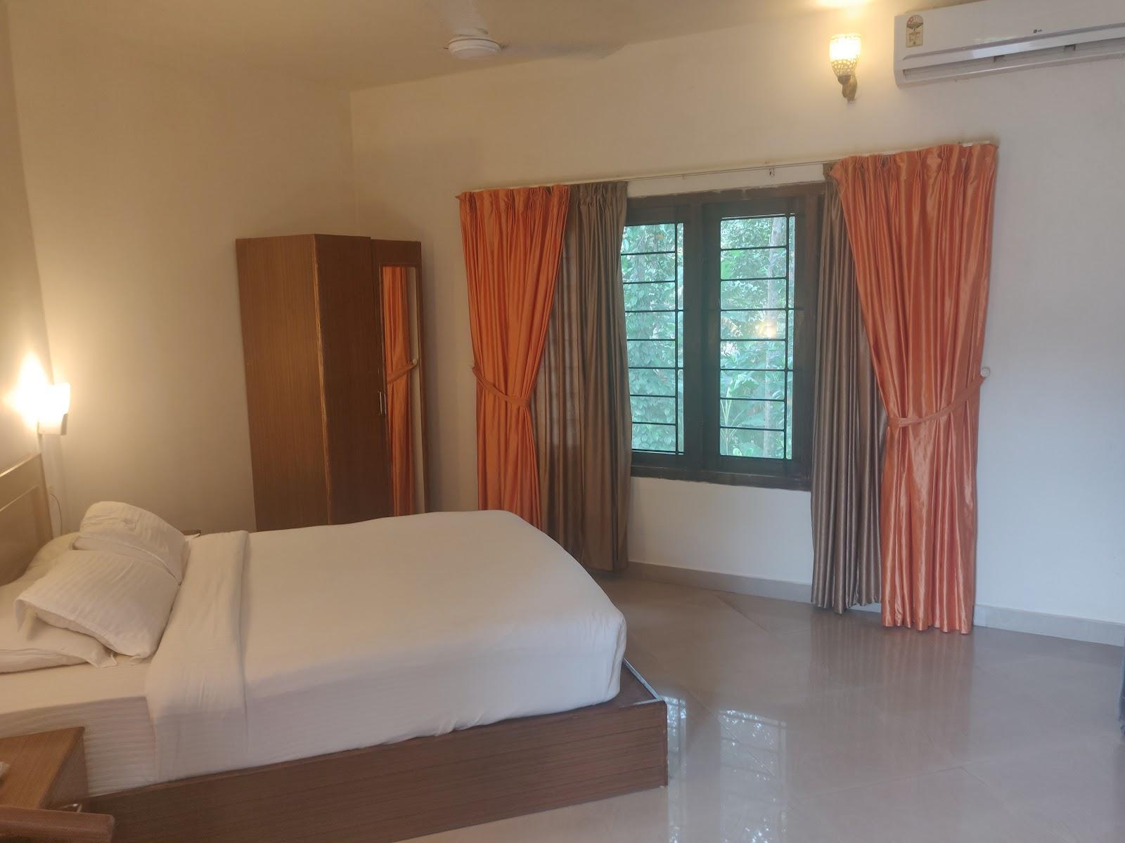 Deshadan Cliff & Beach Resort – photo 3