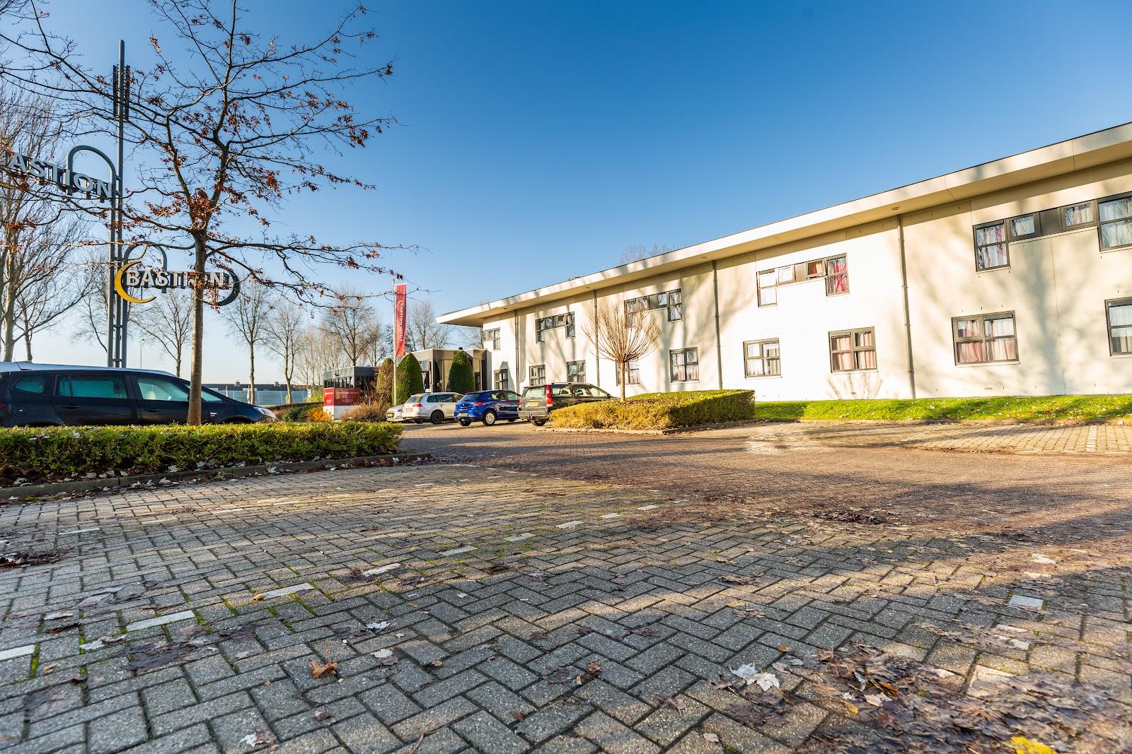 Bastion Hotel Schiphol Hoofddorp – photo 1