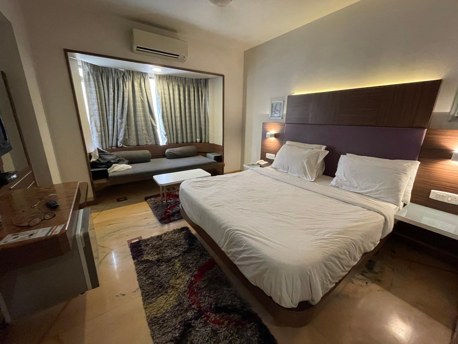 Adarsh Hotel – photo 3