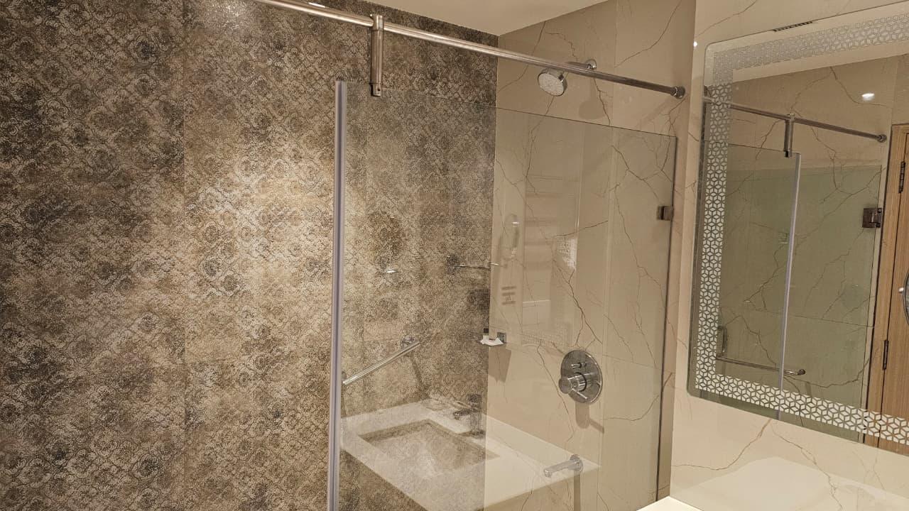 The Metropolitan Hotel – photo 4