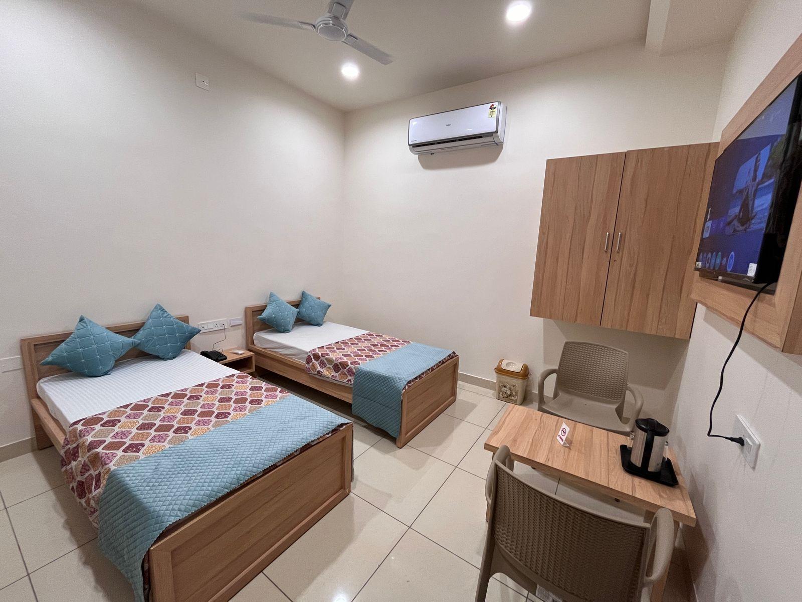 Hotel Rajvi Residency – photo 2