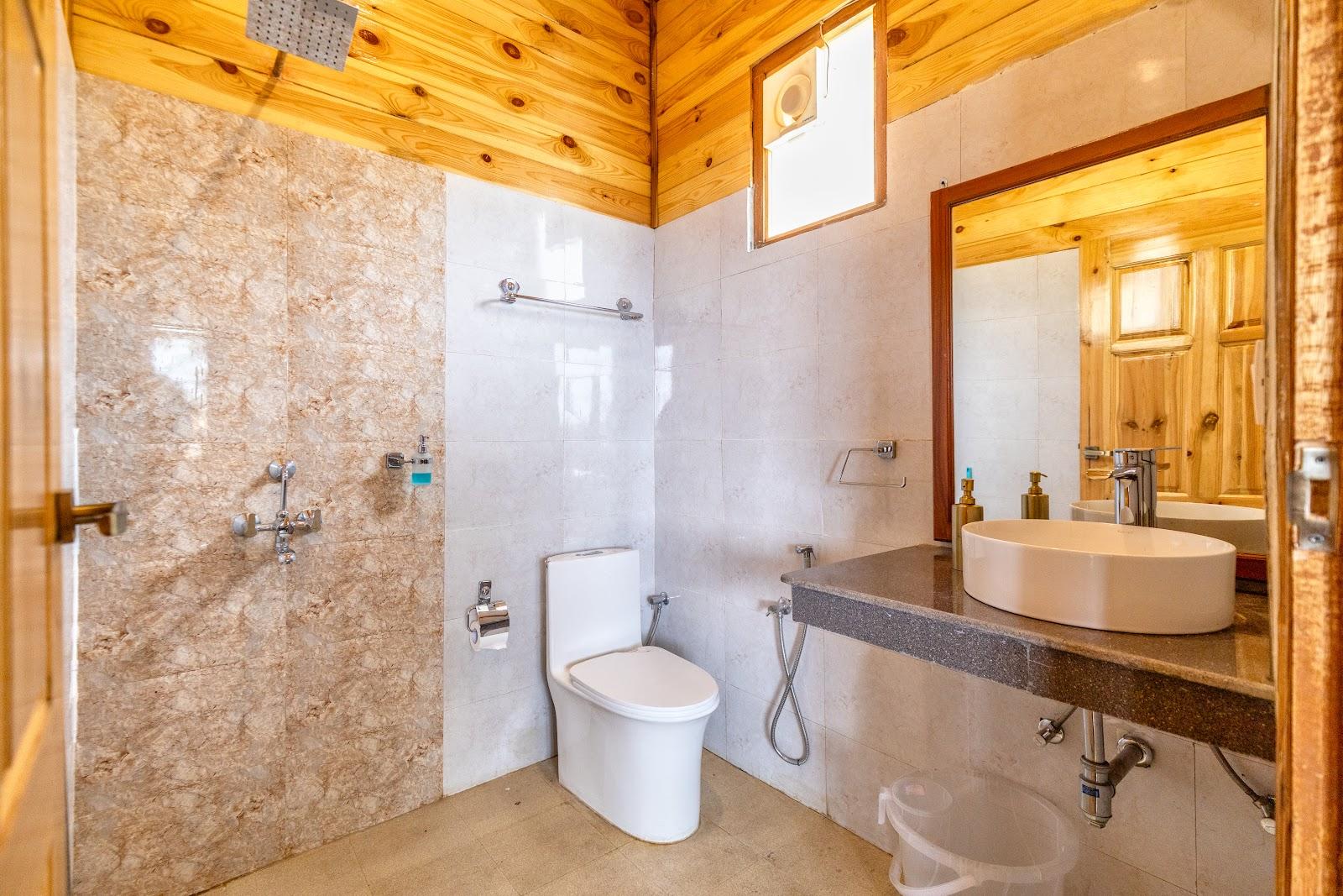 Mountain Homes, Lansdowne – photo 4