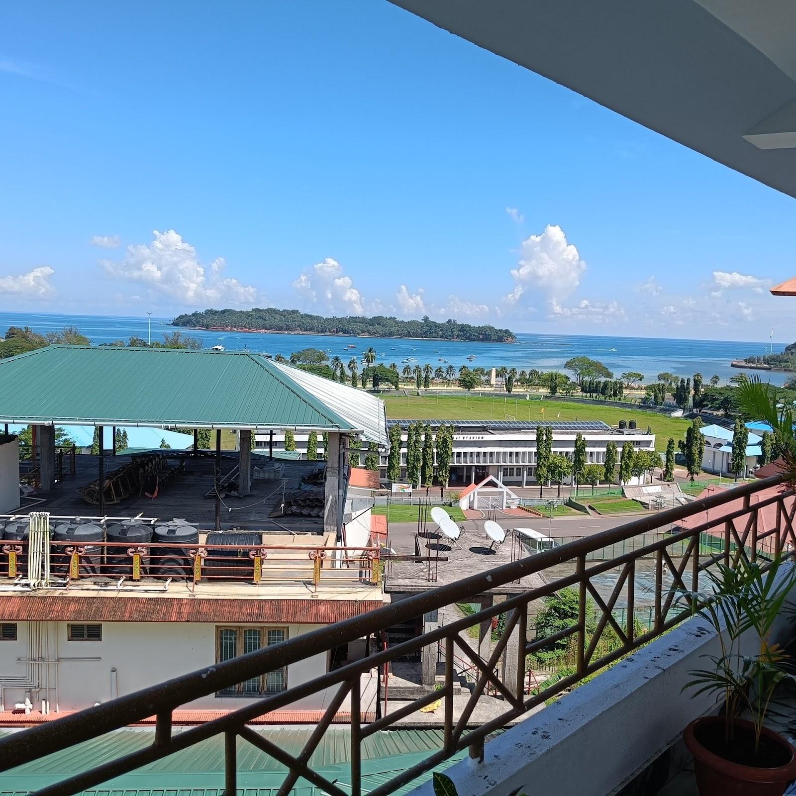 Hotel Blue Bridge Homes