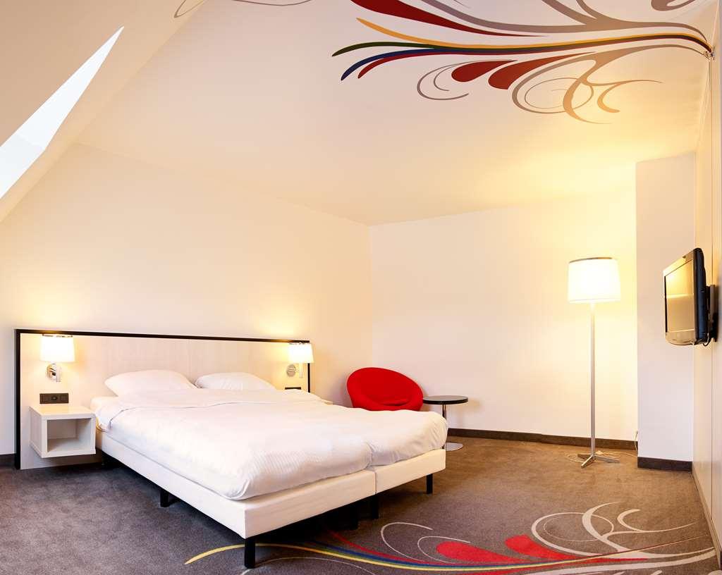Radisson Hotel Brussels Centre Midi – photo 4