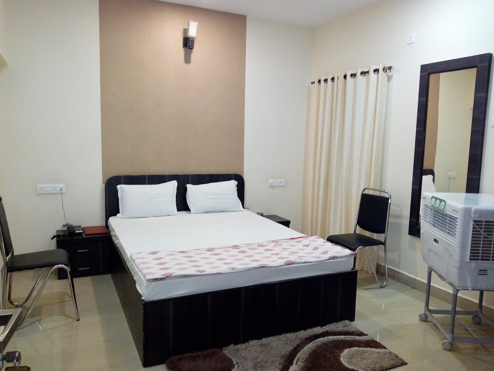 OYO 62912 Hotel Sai Arya – photo 2