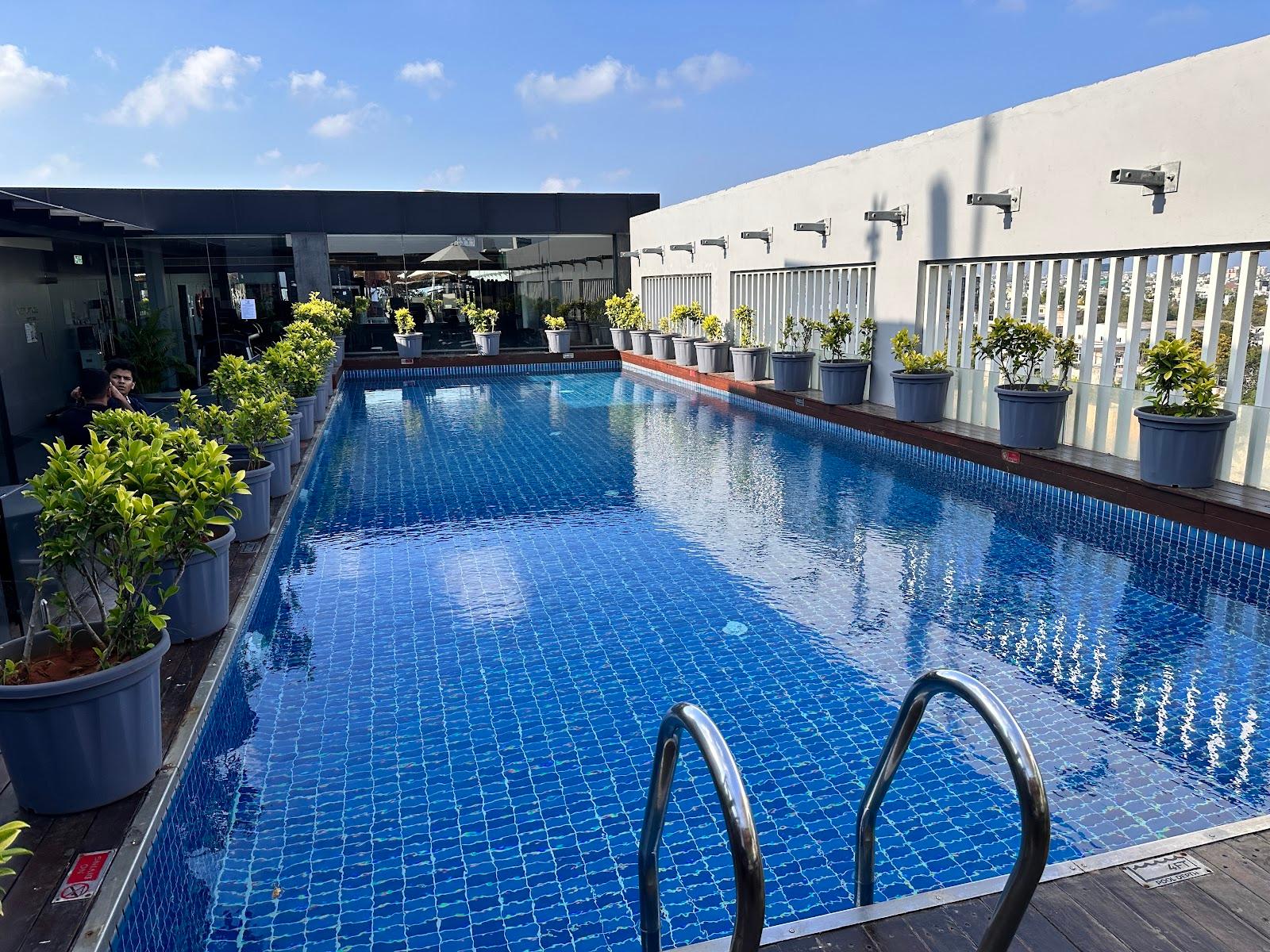 Novotel Chennai Chamiers Road – photo 4