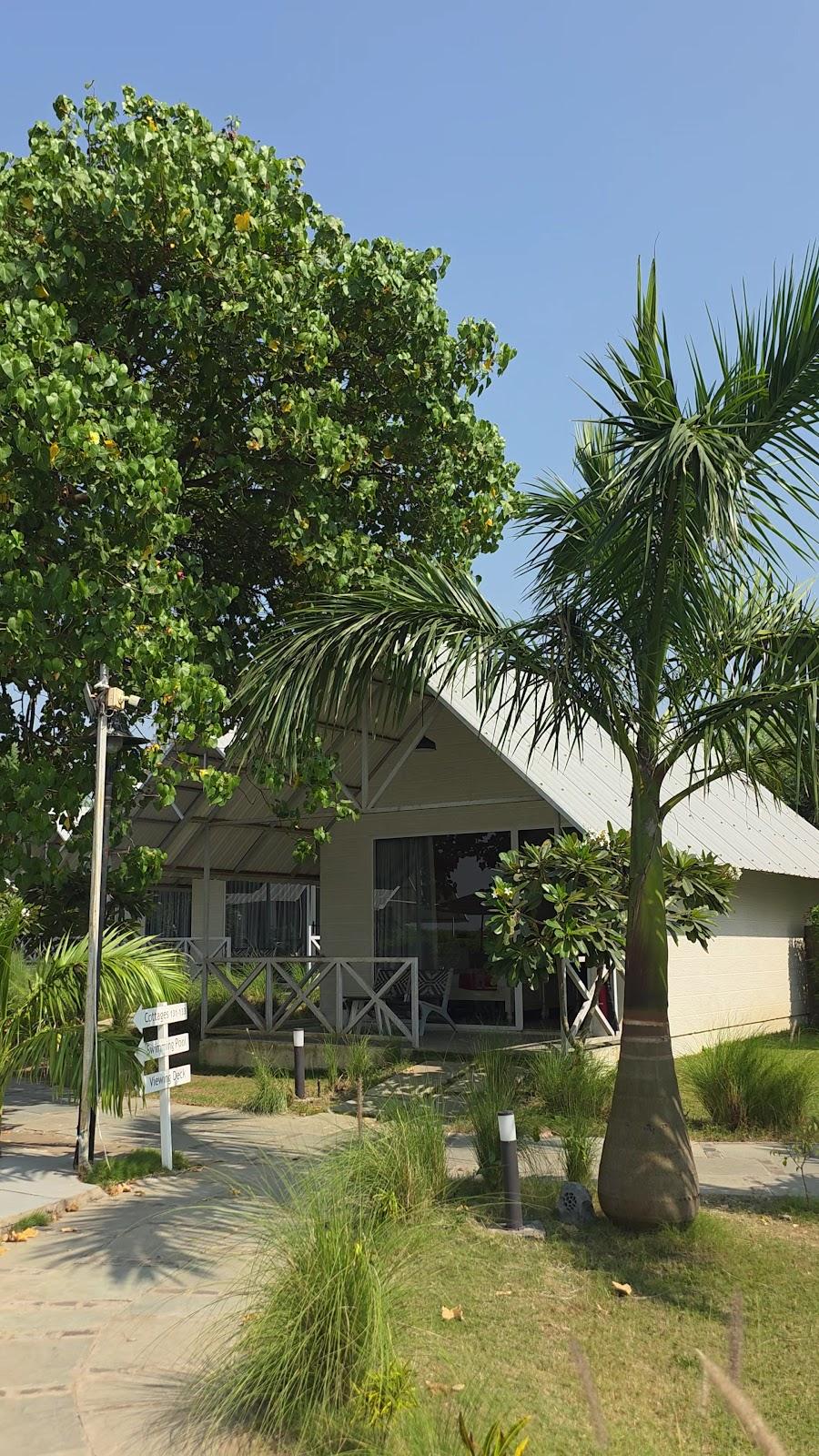 Praveg Beach Resort, Lighthouse, Daman – photo 2