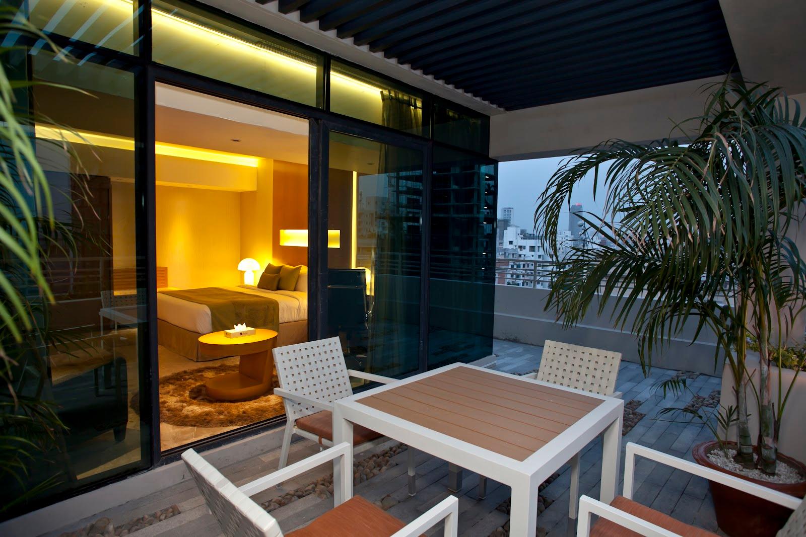 Lakeshore Suites – photo 1