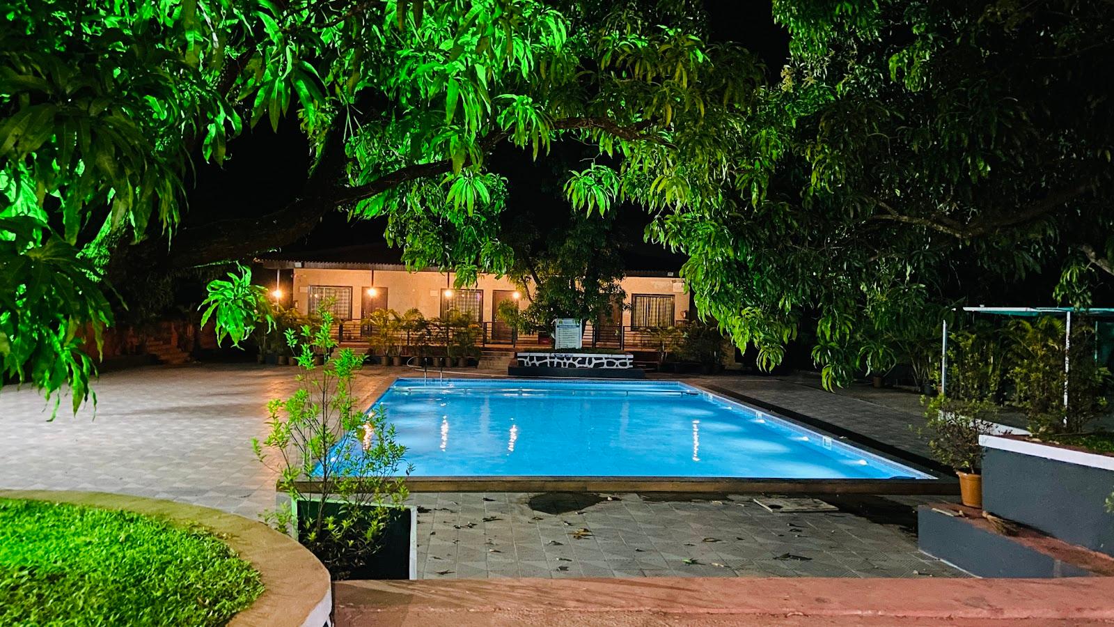 Ashoka Lawns And Resort Poynad