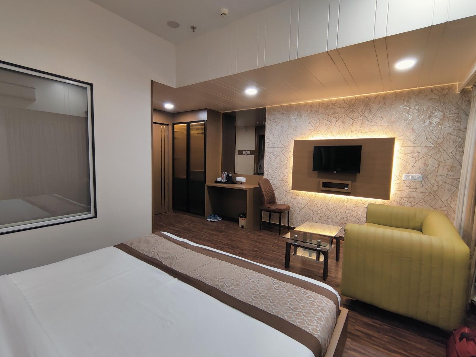 M Residency Hotel