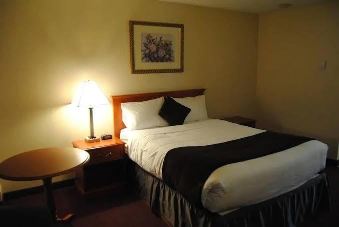 Economy Inn – photo 4