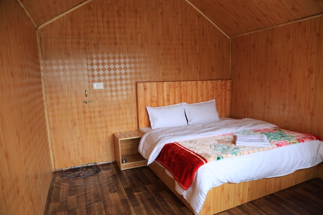 Jispa Diaries - Camps & Huts – photo 3