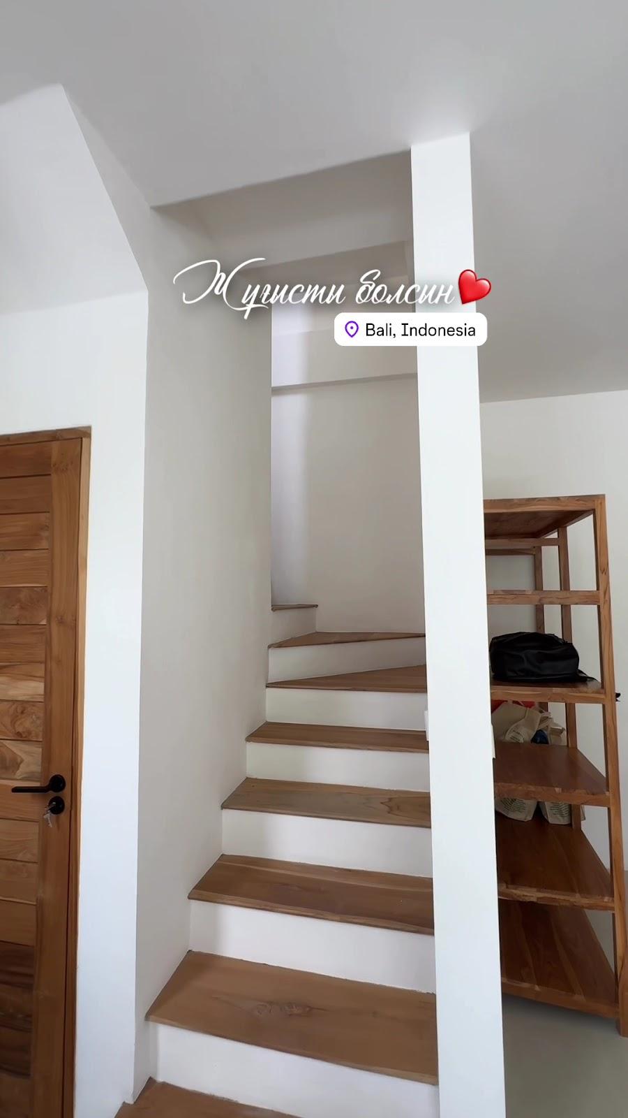 White Residence – photo 2