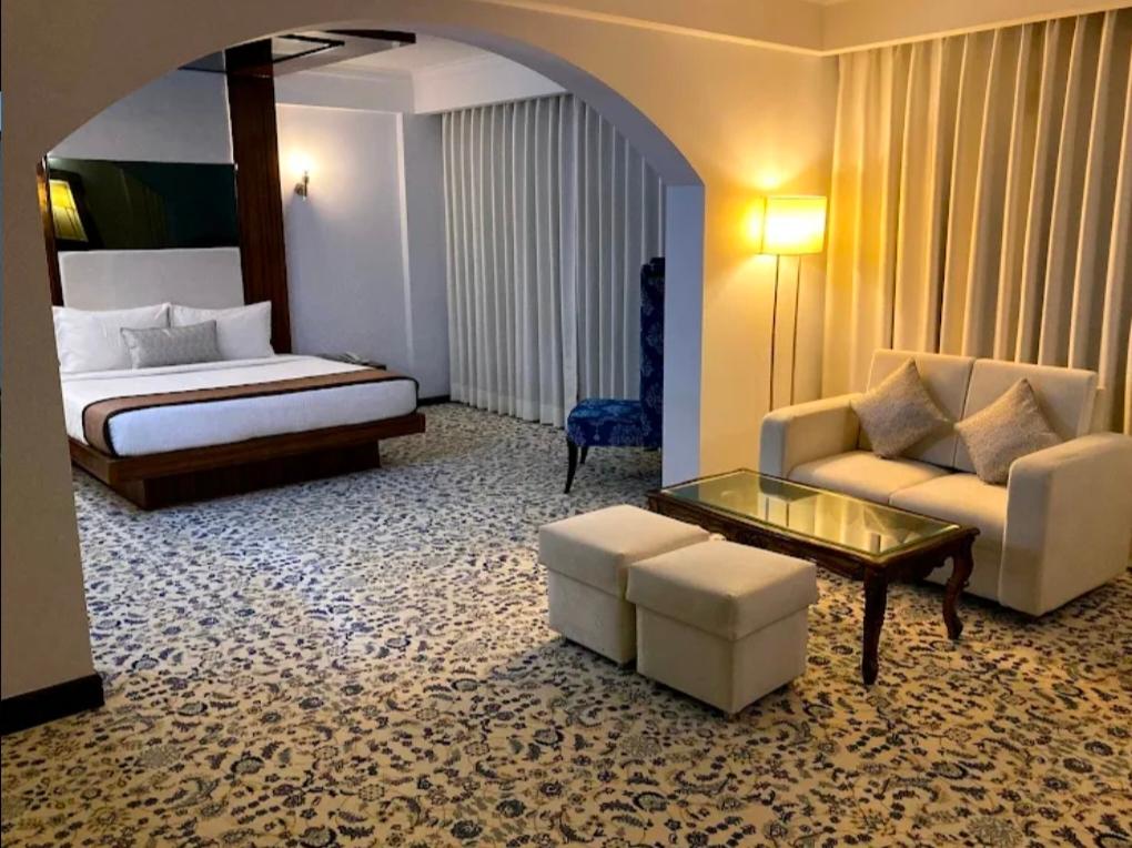 Hotel Eqbal Inn – photo 3