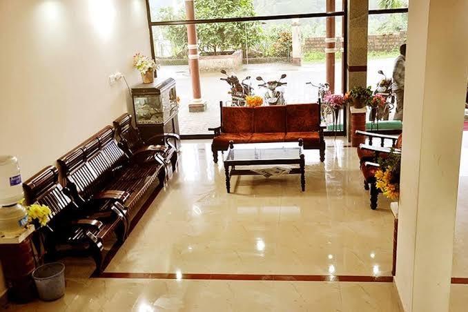 Jewel Rock Hotel – photo 3