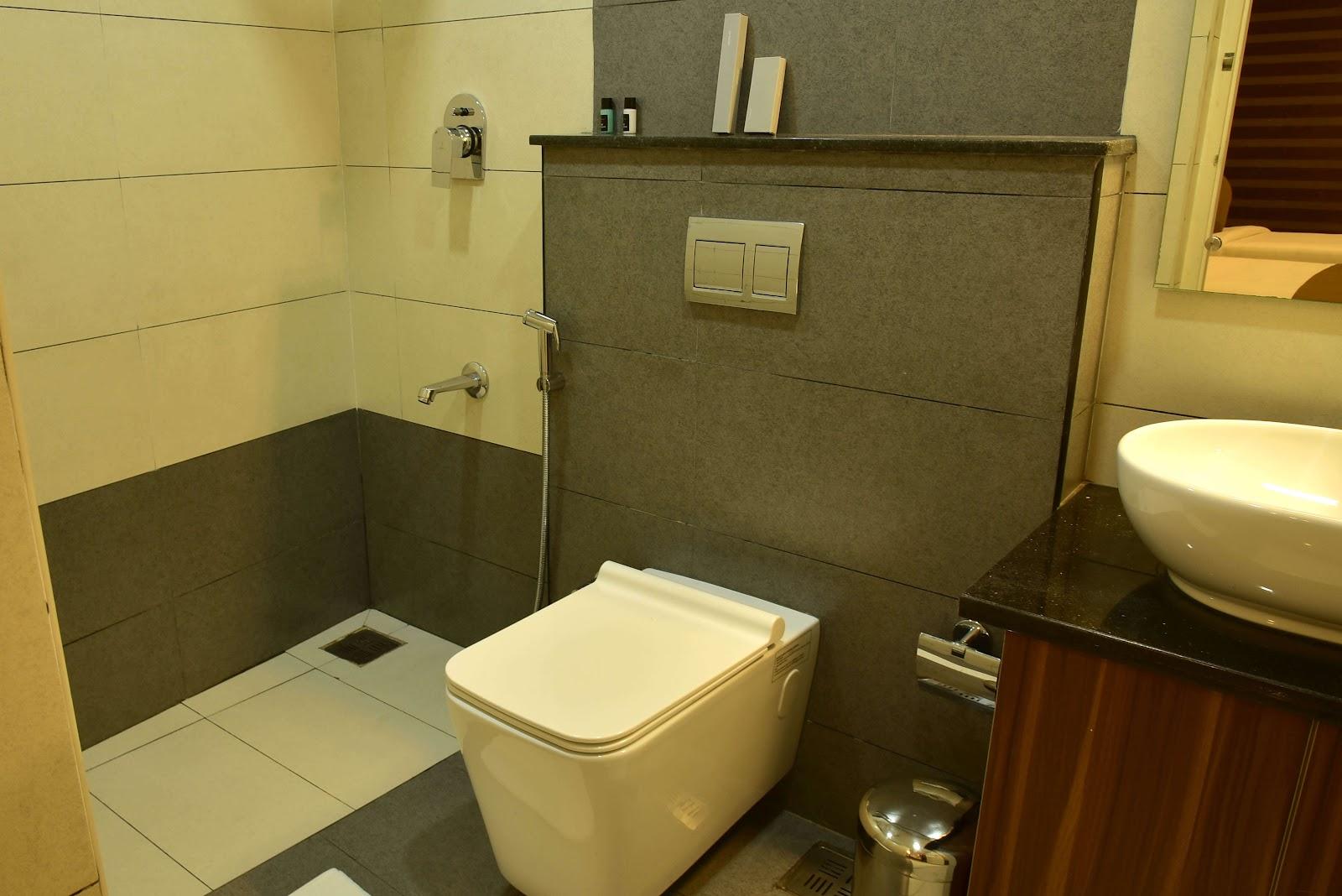 WHITE SUITE HOTEL – photo 4