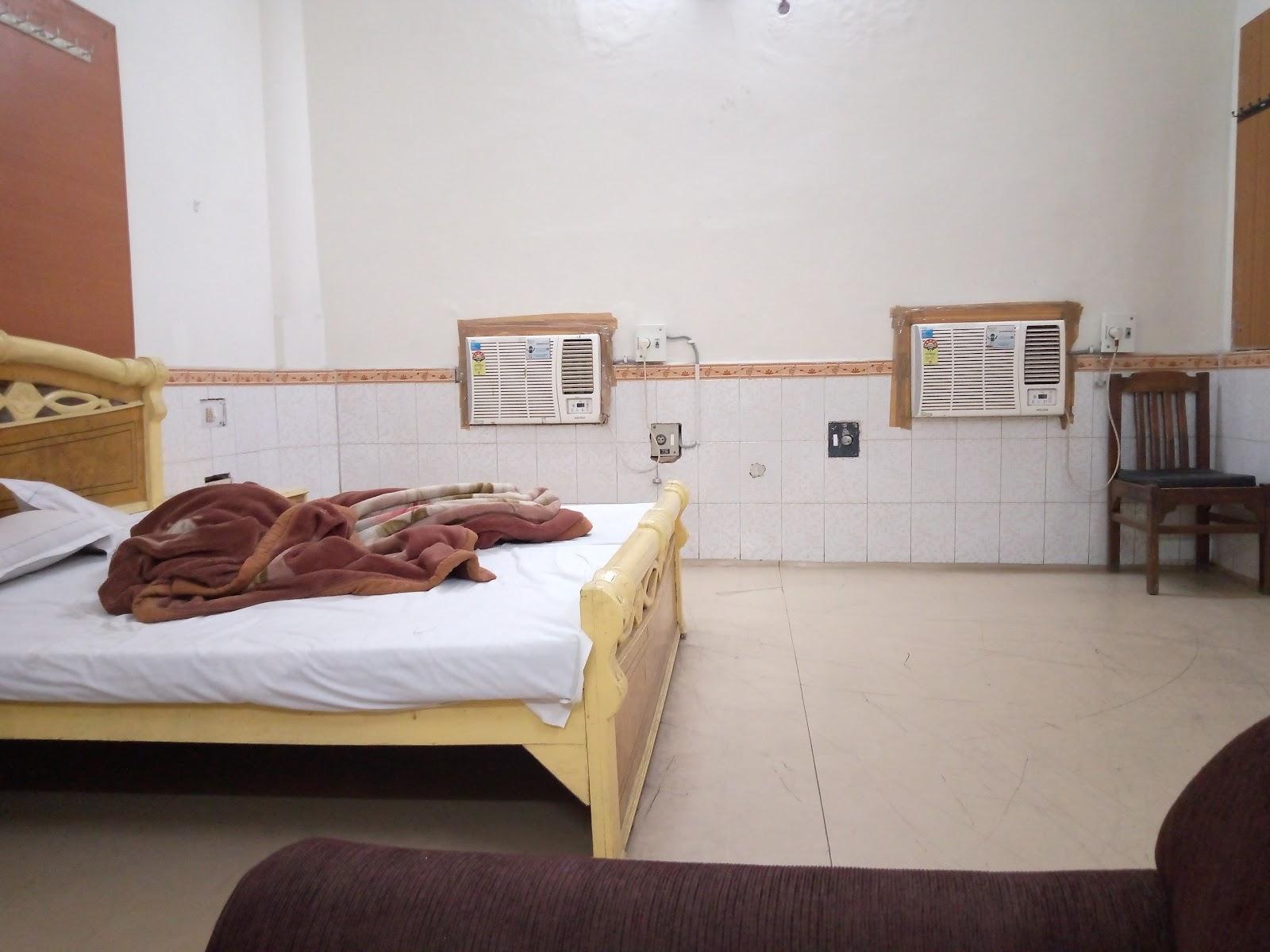 Kanpur Central Retiring Room – photo 4