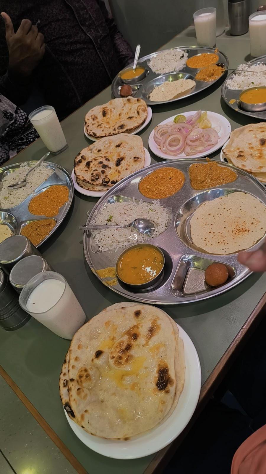 Simla Hotel – photo 2