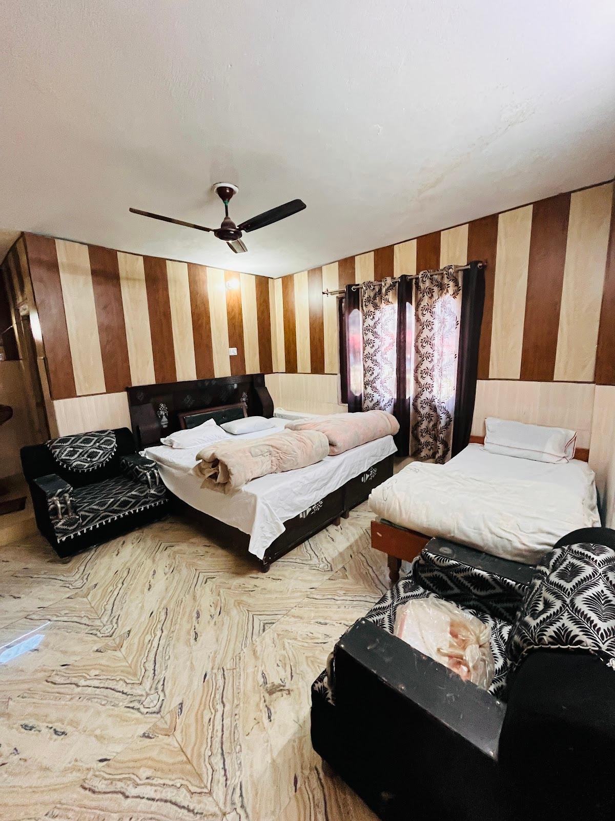 Hotel Yamuna Palace – photo 1