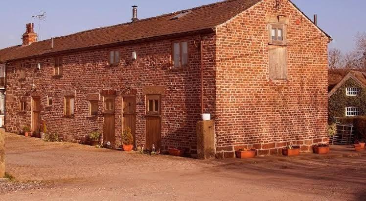 The Old Mill at Barnacre - Cosy cottage with private hot tub & pool access – photo 2