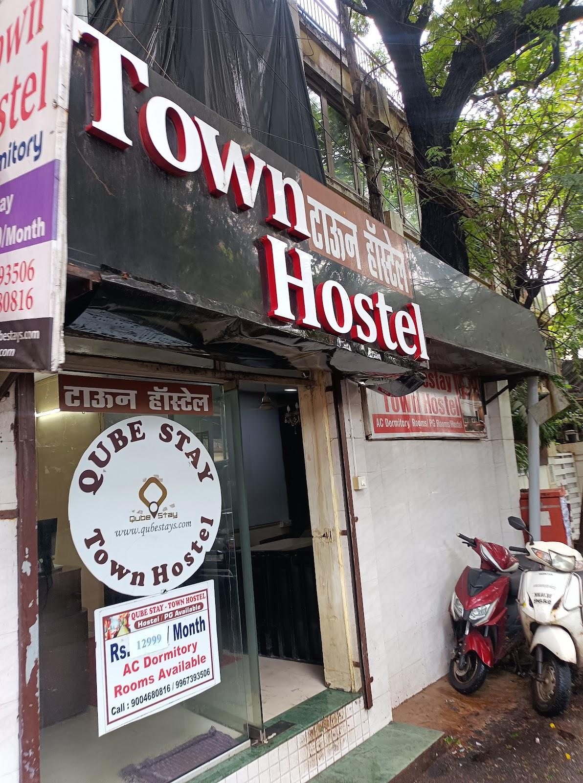 Town hostel Mumbai - AC Dormitory Near Mumbai Airport – photo 1
