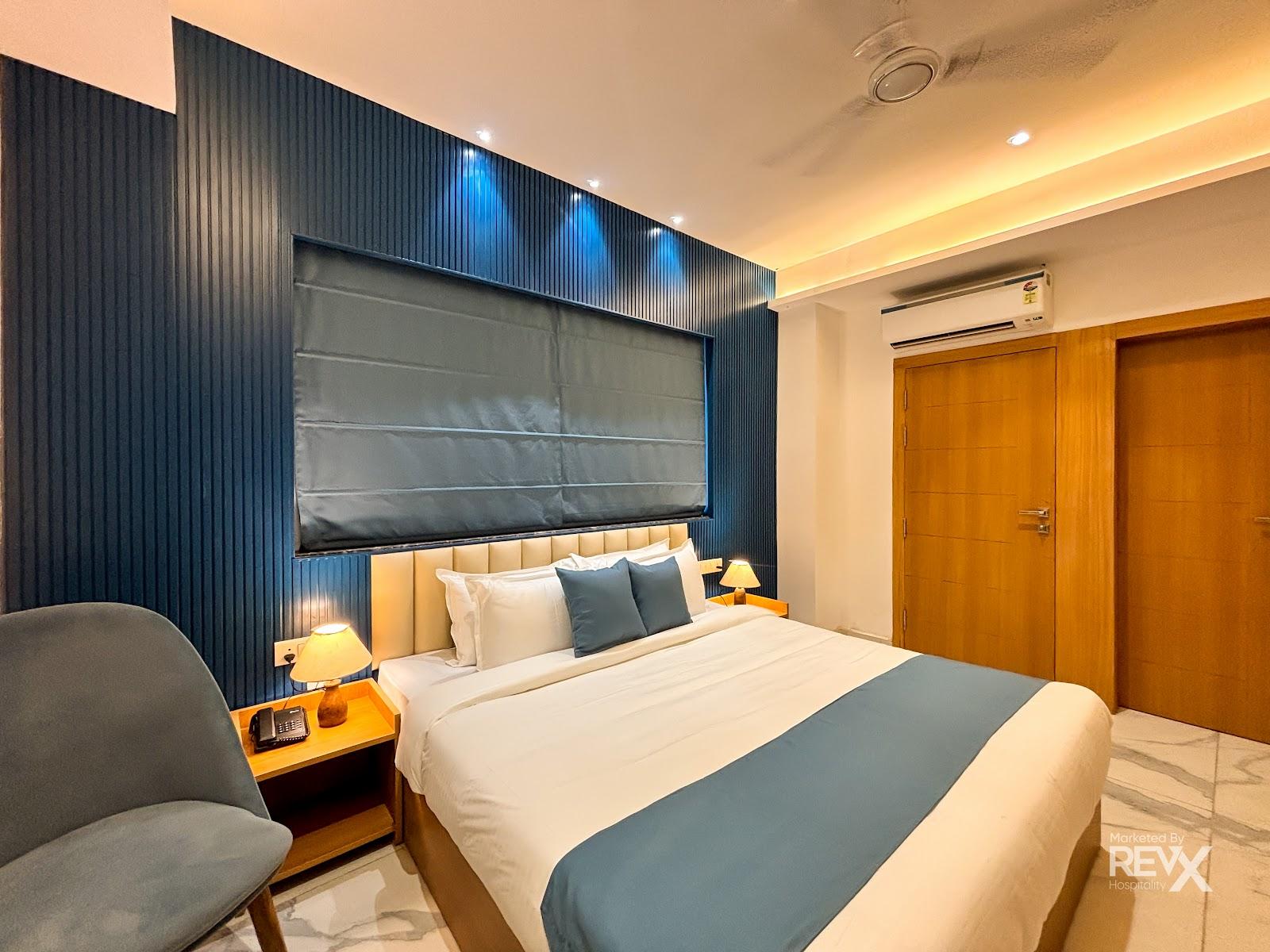Hotel oak leaf tapovan – photo 3