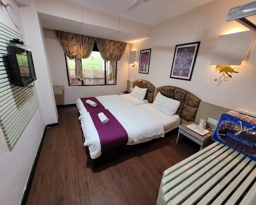 HOTEL THE LITTLE INN – photo 3