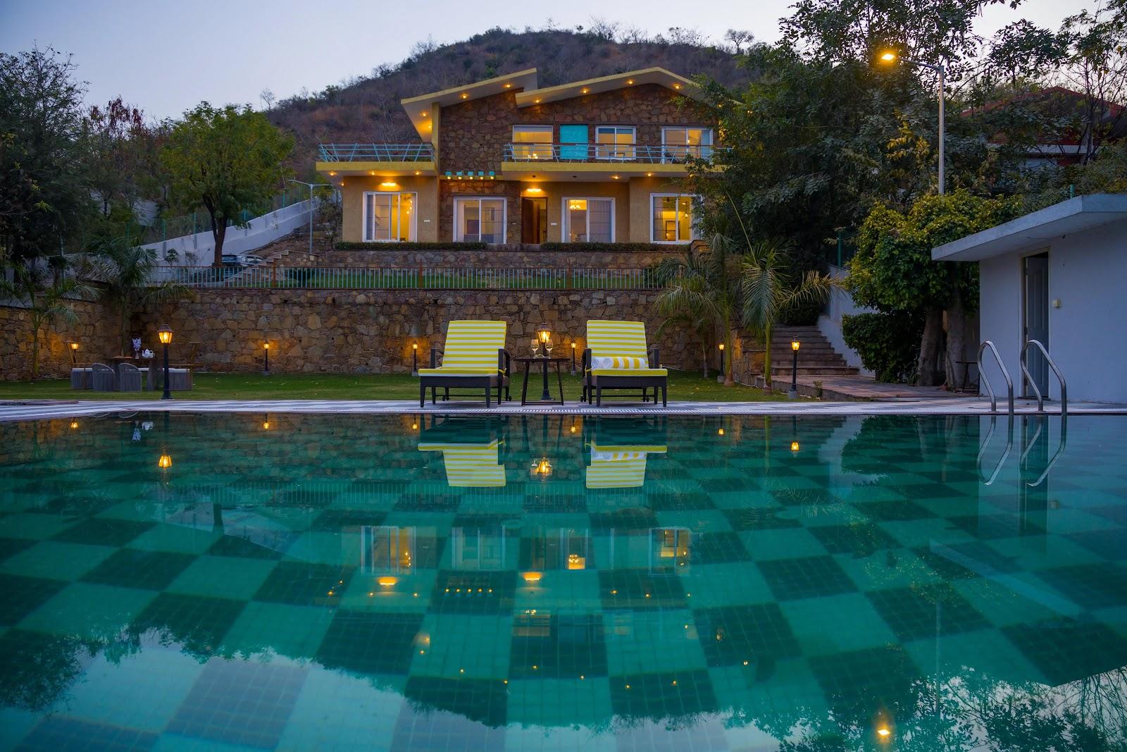 ELIVAAS Festiva Mansion - Luxury Villa in Udaipur | 3 BHK Villa with Private Pool – photo 1