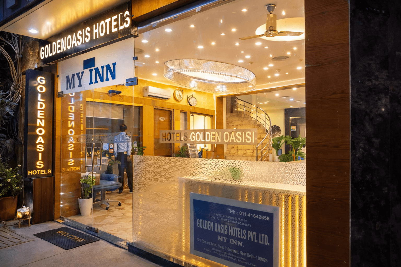 Hotel Golden Oasis Delhi