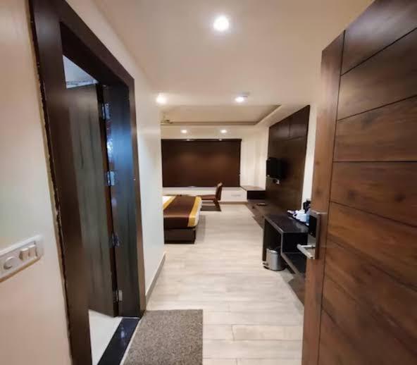 Hotel D Silver Leaf – photo 4