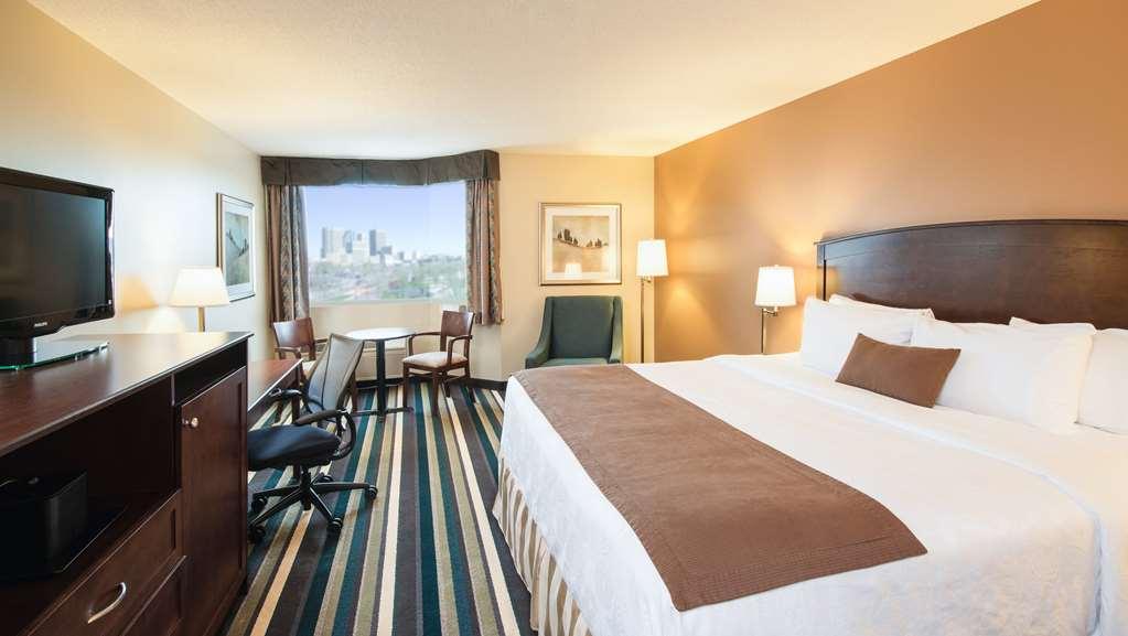 Best Western Plus Winnipeg Airport Hotel – photo 3