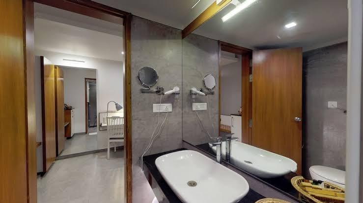 Shivas Gateway Hotel – photo 4