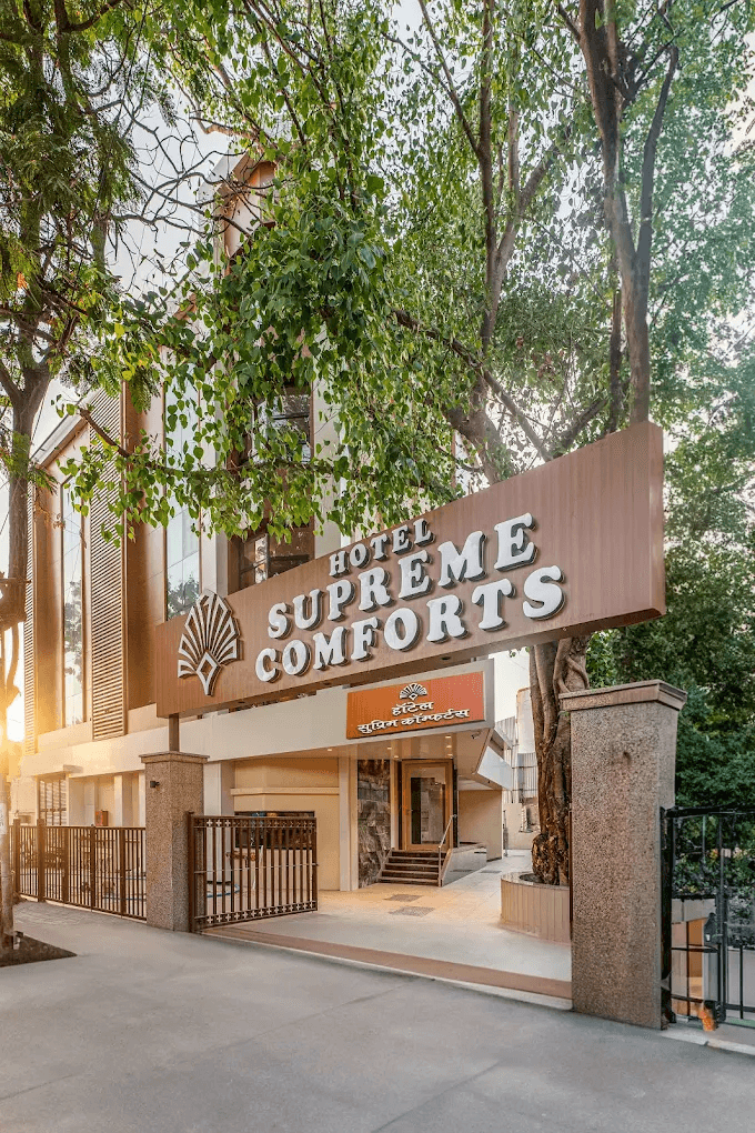 Hotel Supreme Comforts – photo 4