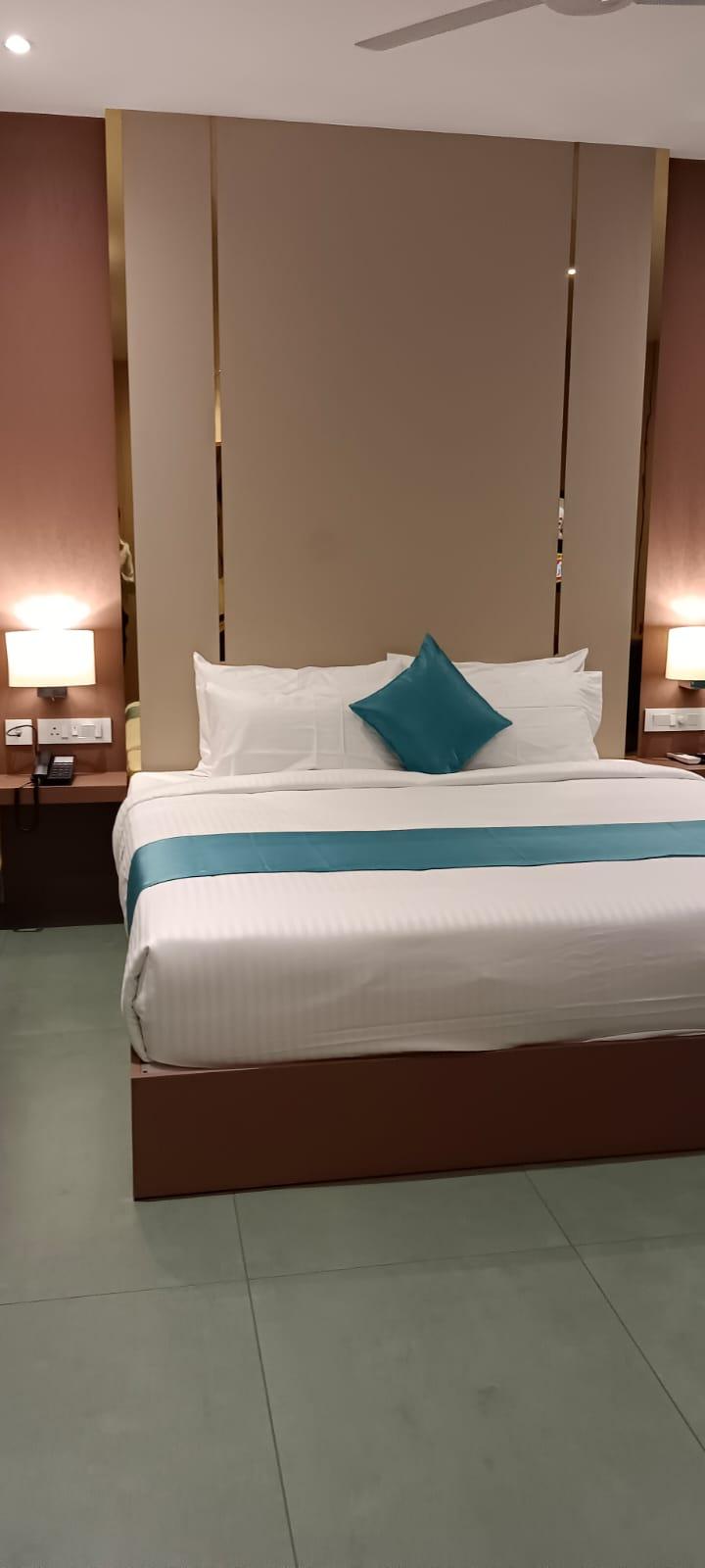 KANOVA Luxury Riverside Resort
