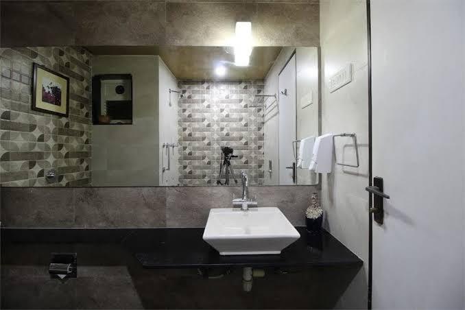 HOTEL SOVEREIGN (Pure Veg) – photo 4