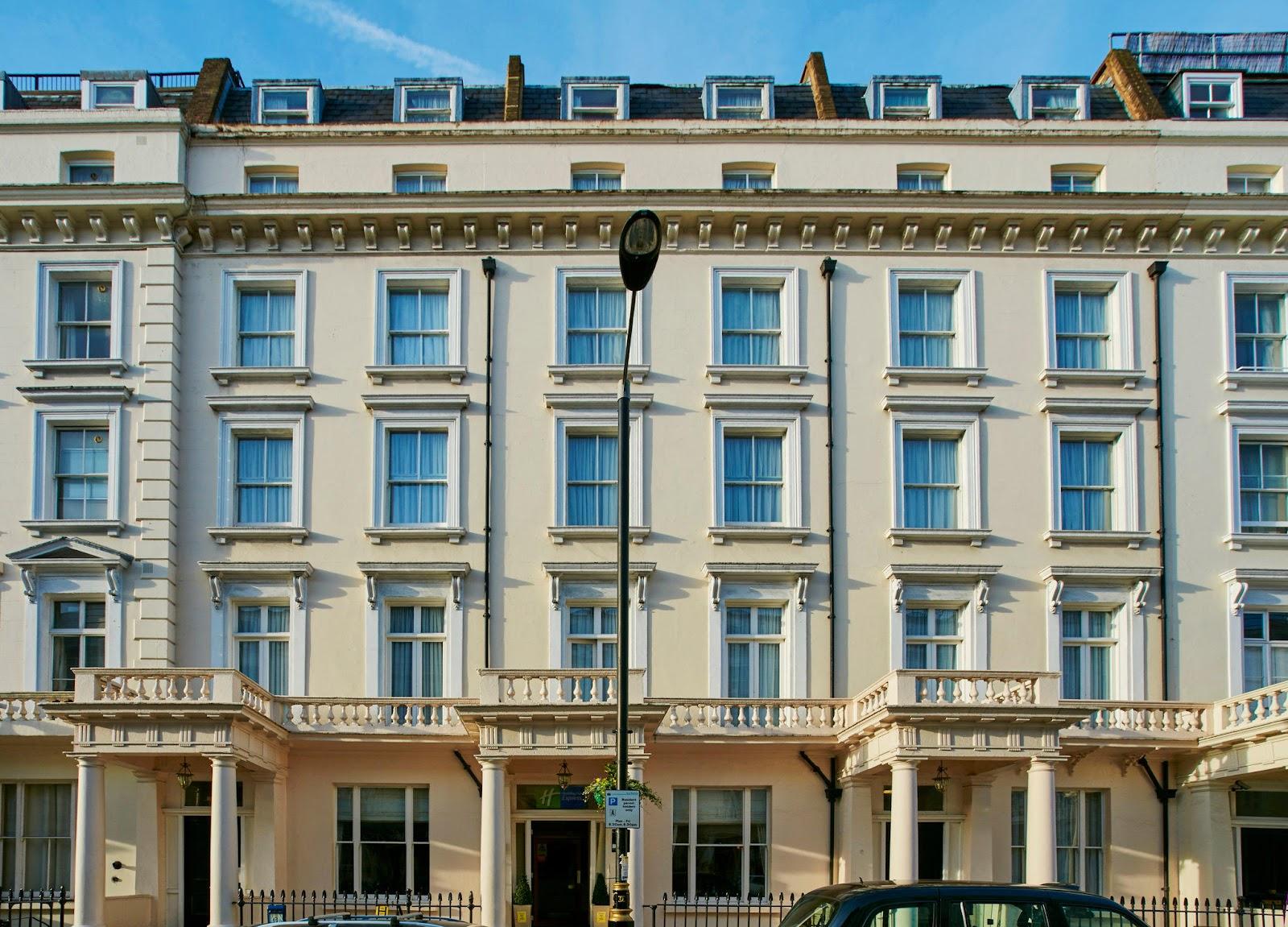 Holiday Inn Express London - Victoria by IHG – photo 1