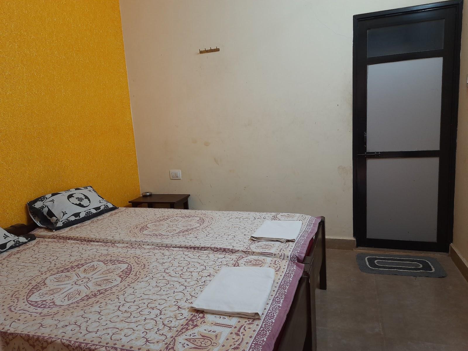 Manali Guest House – photo 2