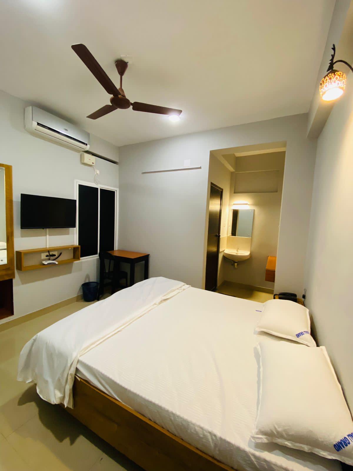 Tharangini Tourist Home – photo 2