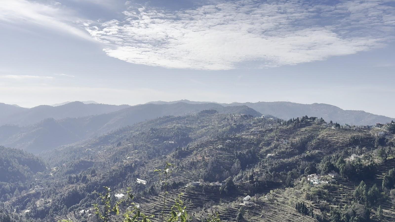 goSTOPS Mukteshwar - Private Rooms and Dorms – photo 2