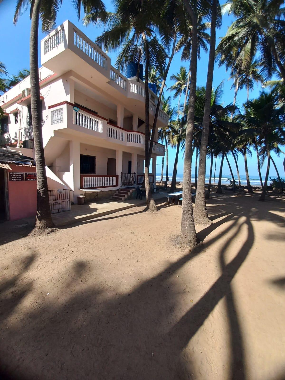 Aman Place Beachside Hotel – photo 1
