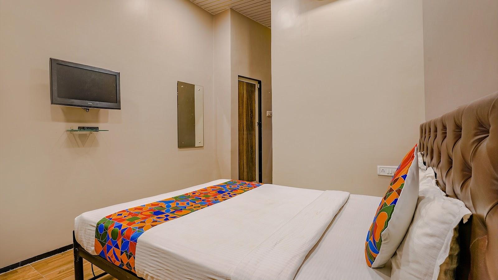FabExpress Comfort stay - Hotel in Andheri East, Near Marol, Mumbai – photo 3