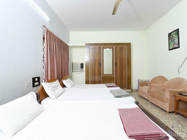 Rajahamsa Guest House – photo 4