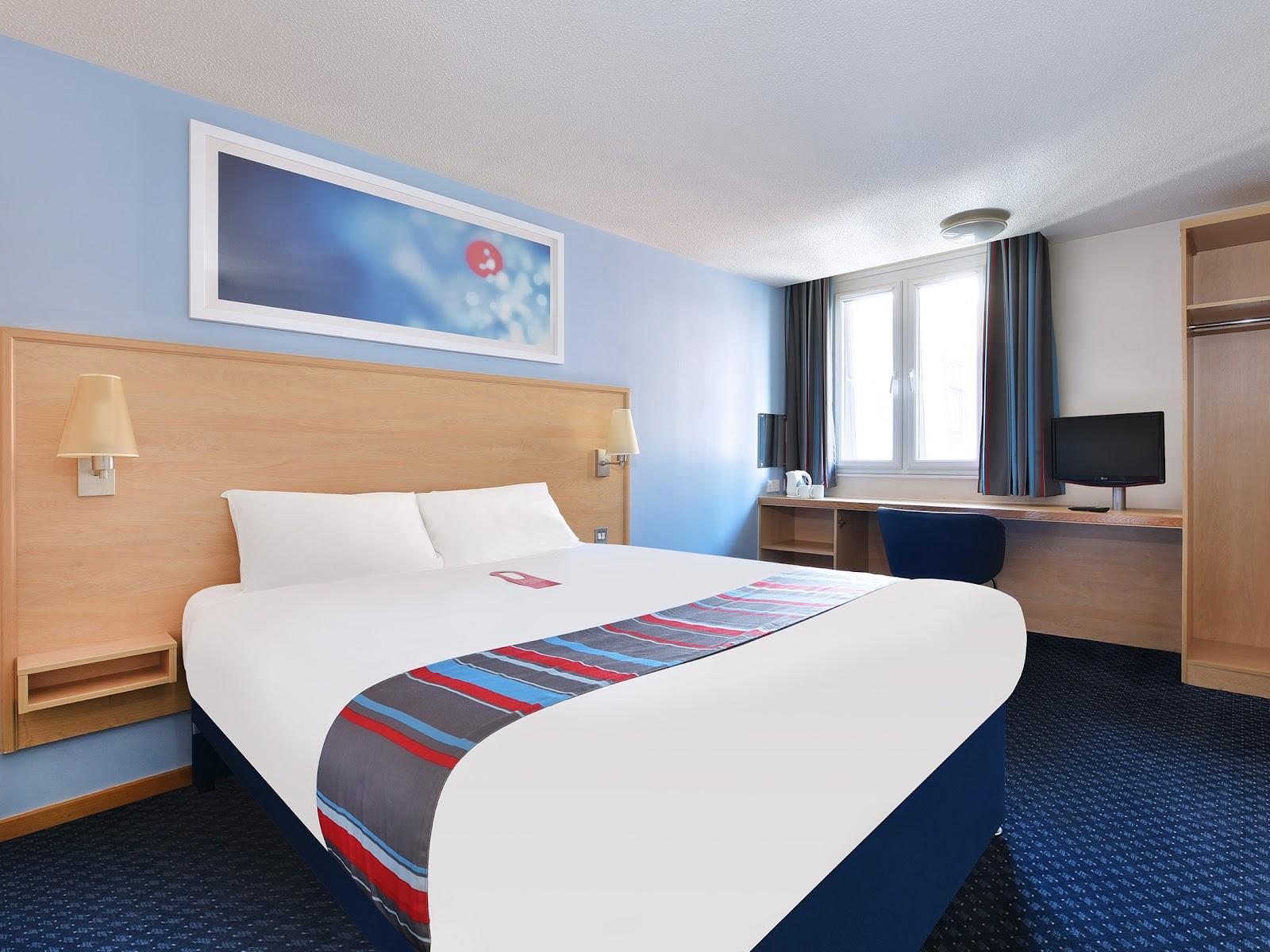 Travelodge Stoke-on-Trent Trentham – photo 2