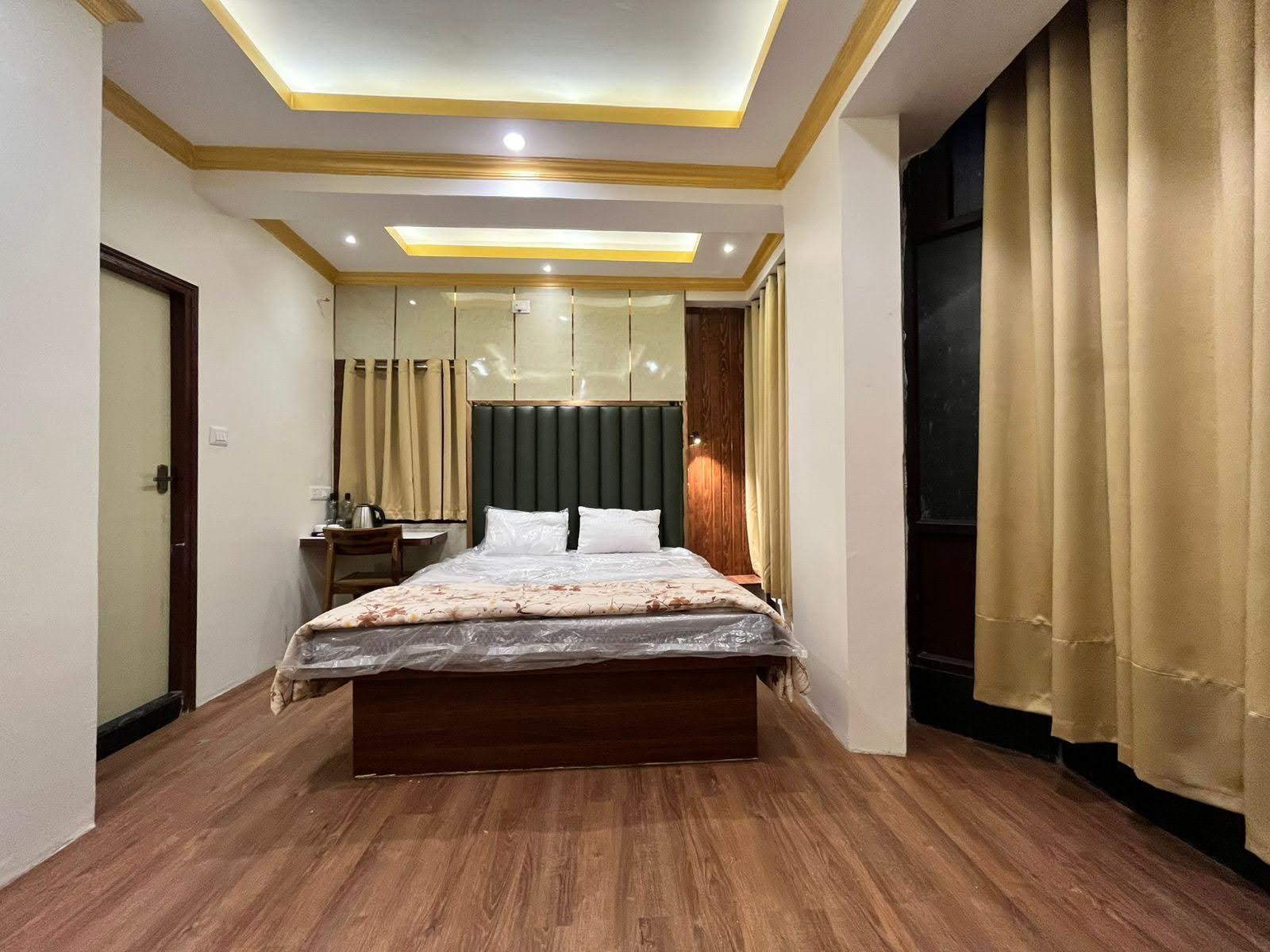 Sarai Inn – photo 3