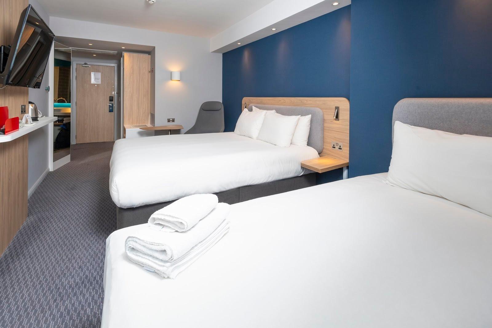 Holiday Inn Express Swindon City Centre by IHG – photo 4