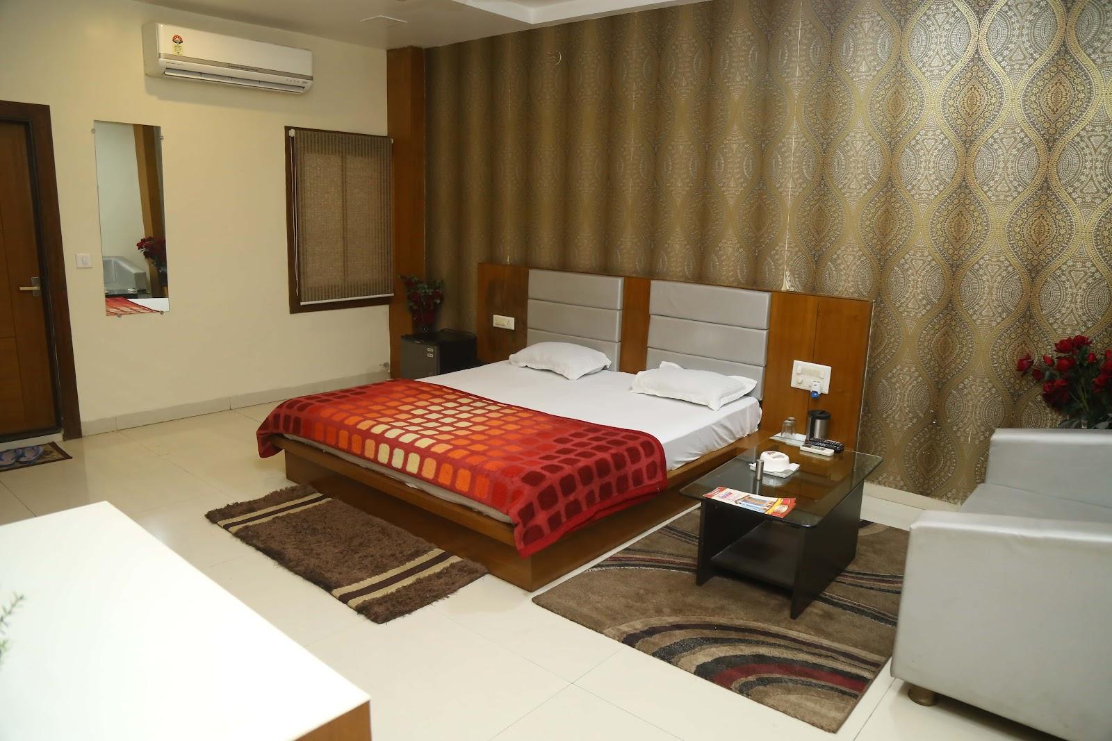 Hotel Balaji Palace , Ratlam – photo 3