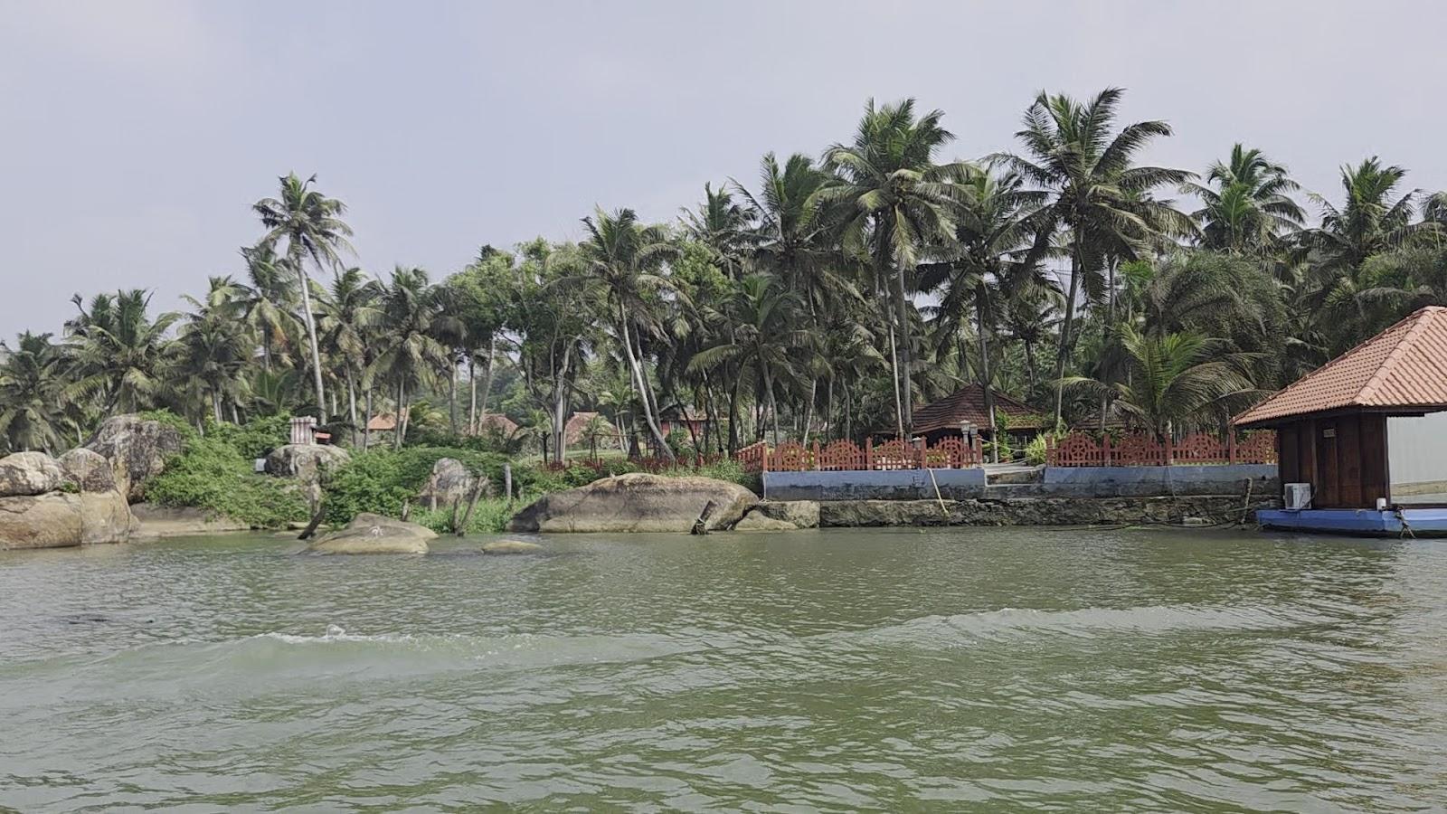 POOVAR ISLAND RESORT PARKING 2 – photo 2