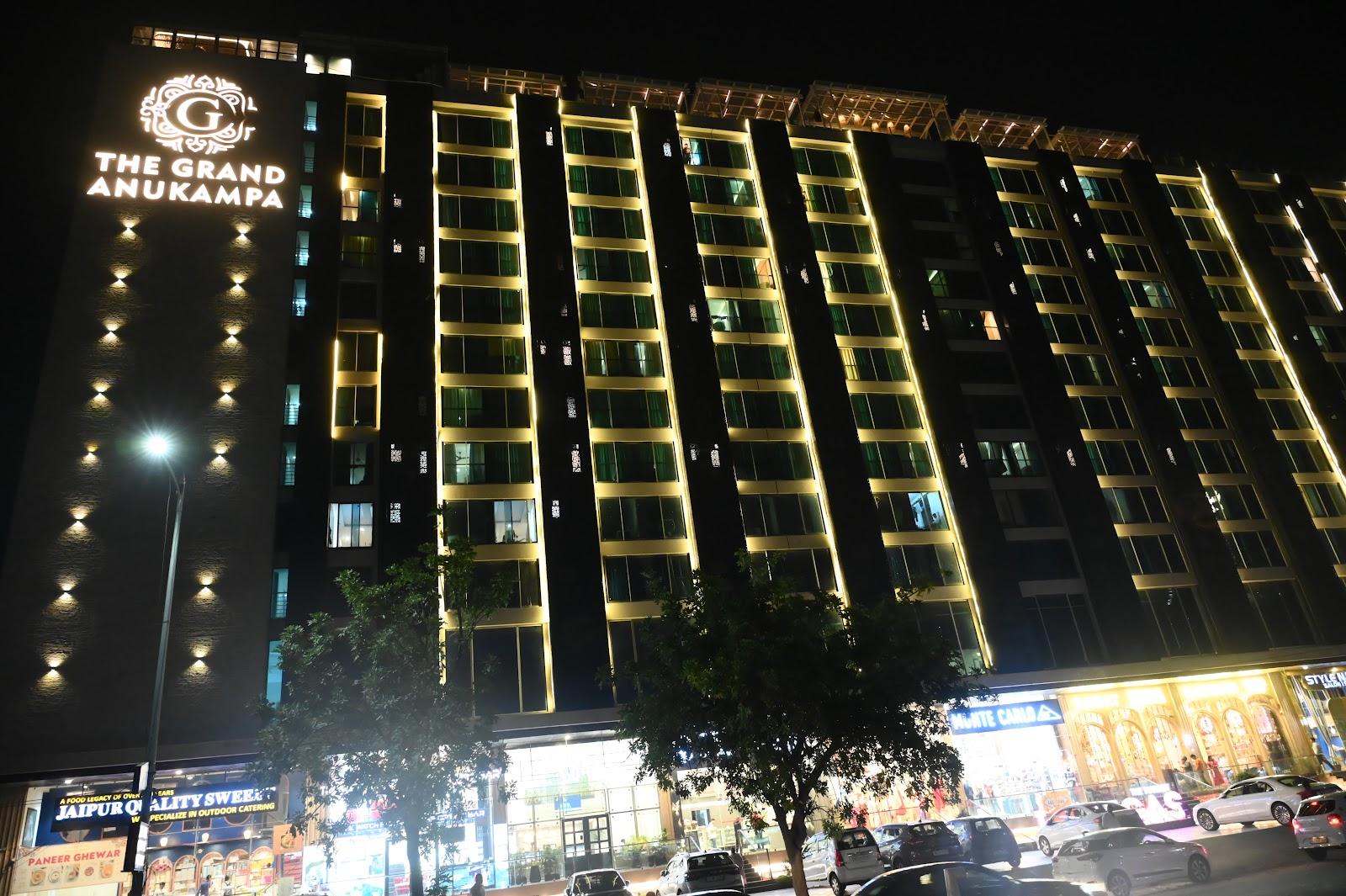 The Grand Anukampa Richi Rich Studio – photo 1