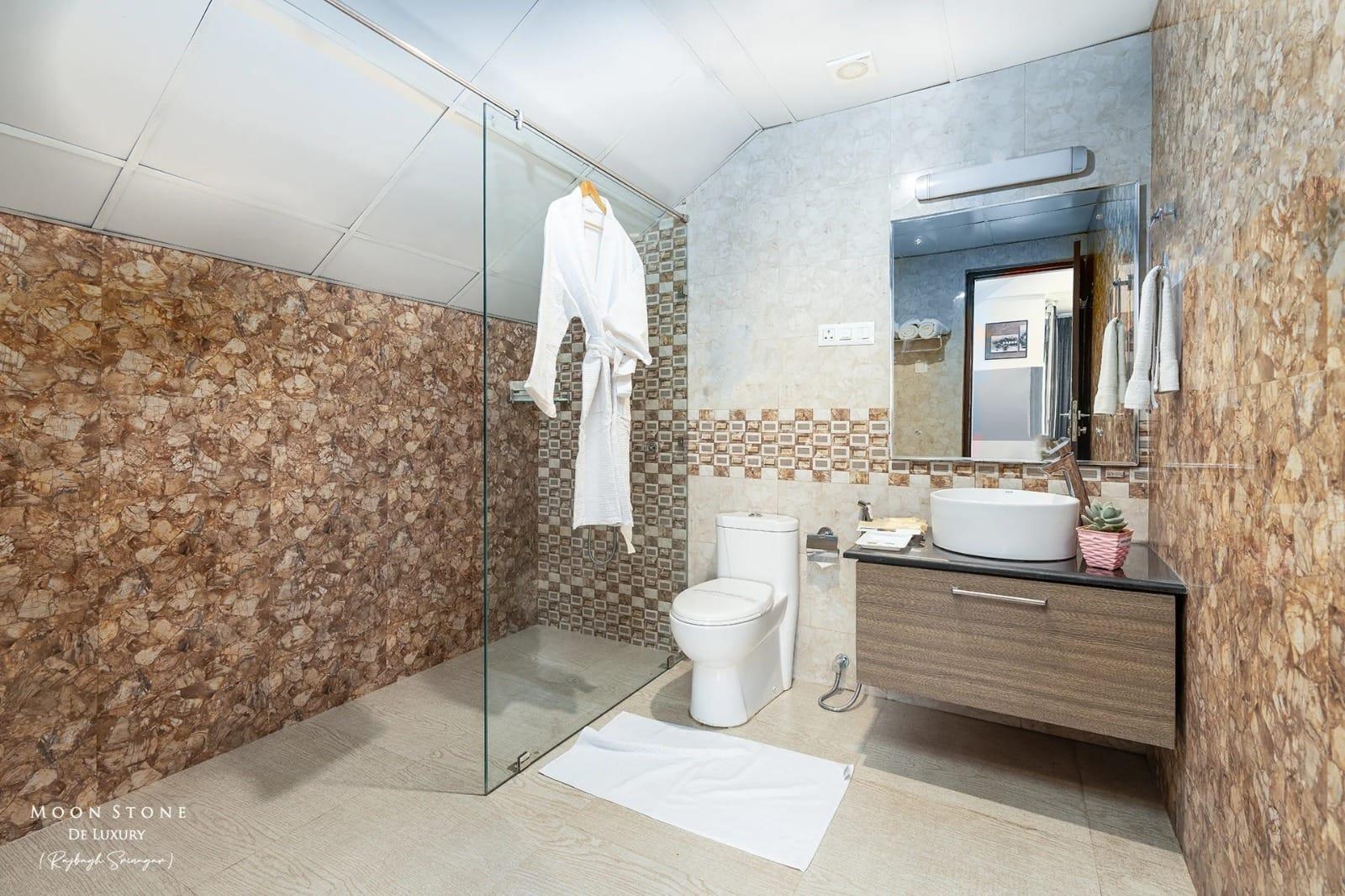 Hotel Moonstone De Luxury – photo 4