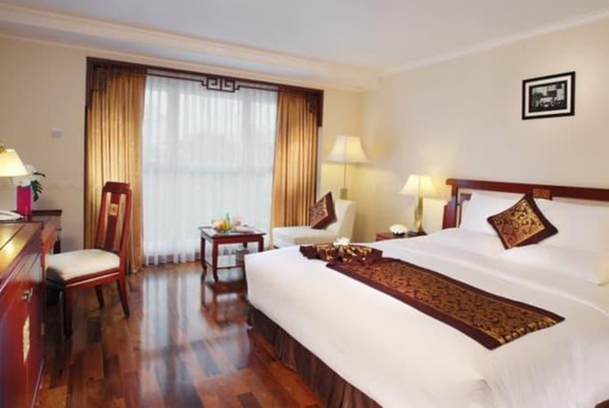 Capital O Platinum Inn – photo 2